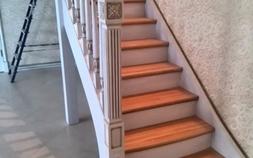 Руководство по созданию закругленных ступенек на деревянной лестнице